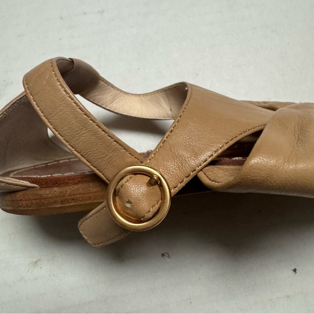 Coach Tracy Bow Leather Sandals In Camel (Tan) Size: 8B - Picture 5 of 10
